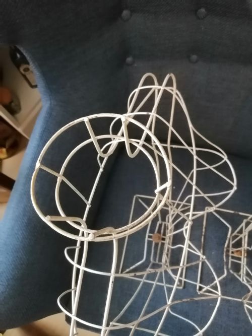 2 ANTIQUE WIRE SHOP MANNEQUINS - ADDITIONAL PHOTO 2