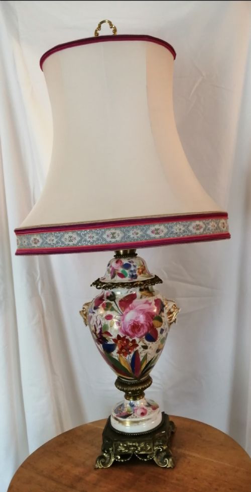 antique french paris porcelain table lamp - CATEGORY: ANTIQUE LIGHTING - DATED 19TH CENTURY