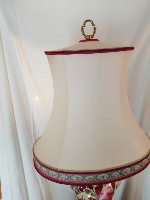 ANTIQUE FRENCH PARIS PORCELAIN TABLE LAMP - ADDITIONAL PHOTO 4