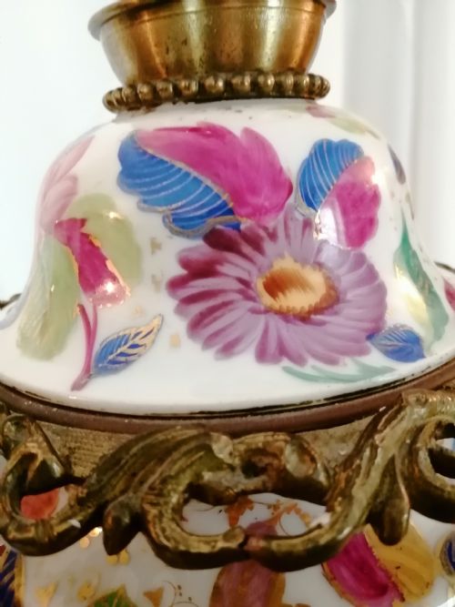 ANTIQUE FRENCH PARIS PORCELAIN TABLE LAMP - ADDITIONAL PHOTO 6