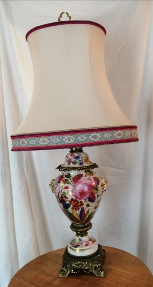 ANTIQUE FRENCH PARIS PORCELAIN TABLE LAMP - ADDITIONAL PHOTO 9