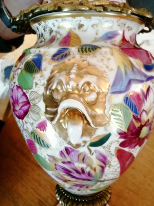 ANTIQUE FRENCH PARIS PORCELAIN TABLE LAMP - ADDITIONAL PHOTO 10
