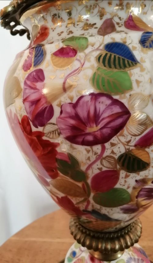 ANTIQUE FRENCH PARIS PORCELAIN TABLE LAMP - ADDITIONAL PHOTO 17