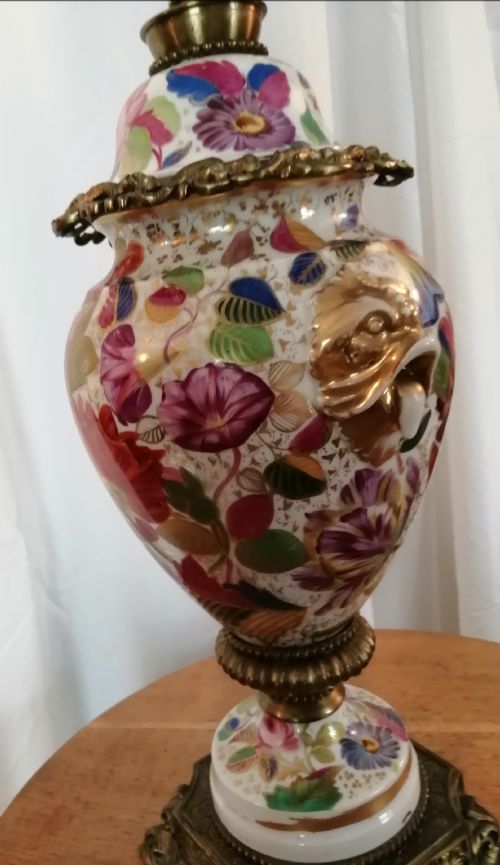 ANTIQUE FRENCH PARIS PORCELAIN TABLE LAMP - ADDITIONAL PHOTO 18