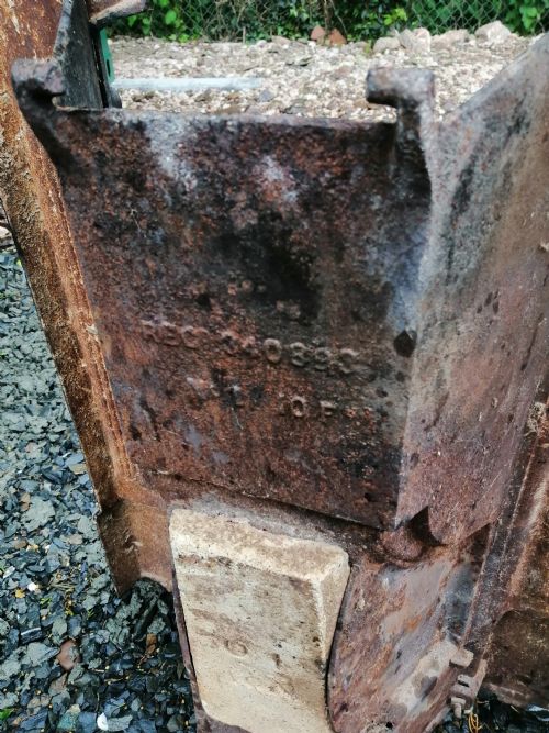 VICTORIAN CAST IRON FIREPLACE AND GRATE - ADDITIONAL PHOTO 12