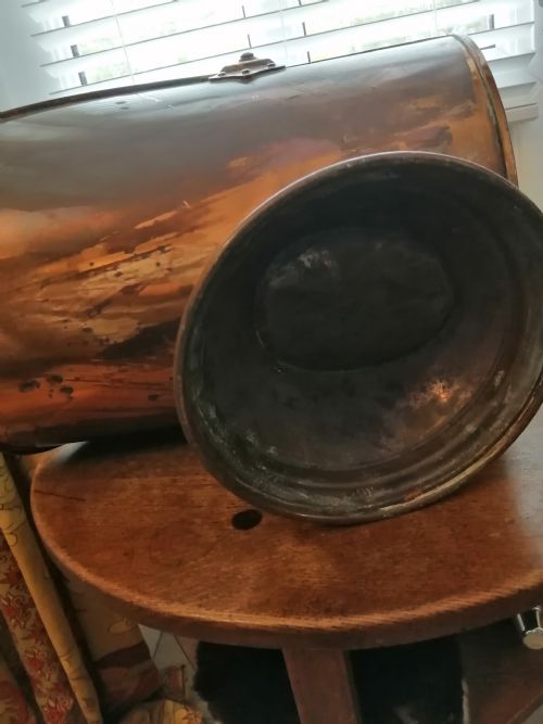 LARGE VICTORIAN COAL HELMETSCUTTLE - ADDITIONAL PHOTO 10