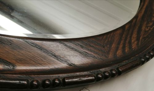 A LARGE EDWARDIAN OVAL OAK MIRROR - ADDITIONAL PHOTO 4