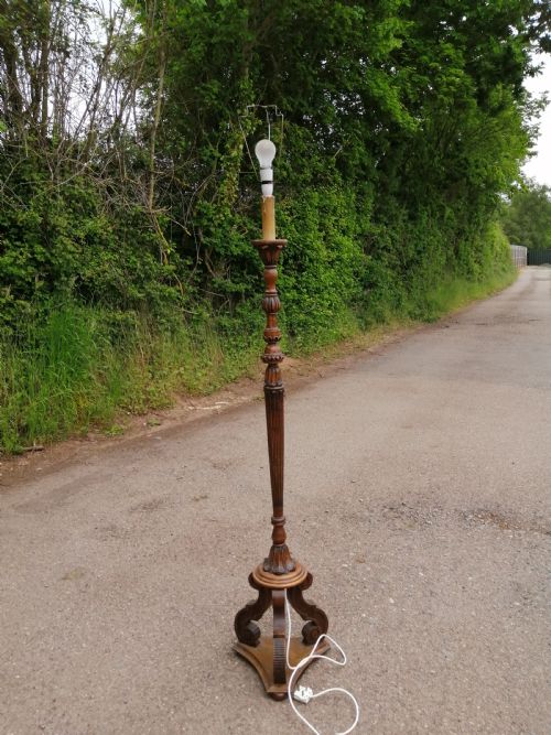 antique italian walnut standard lamp - CATEGORY: ANTIQUE LIGHTING - DATED 1920
