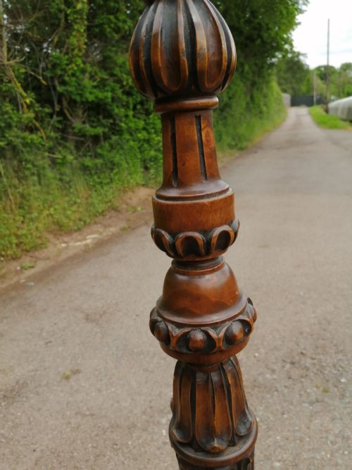 ANTIQUE ITALIAN WALNUT STANDARD LAMP - ADDITIONAL PHOTO 3