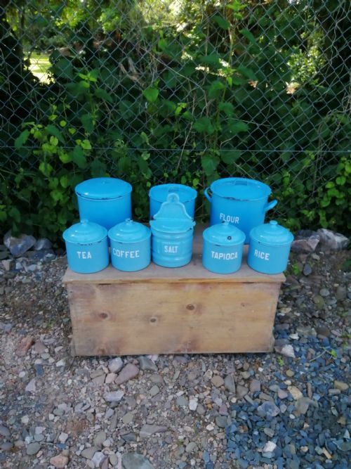 ANTIQUE 8 PIECE ENAMEL KITCHEN SET - ADDITIONAL PHOTO 6