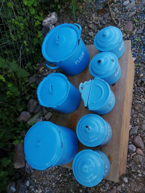 ANTIQUE 8 PIECE ENAMEL KITCHEN SET - ADDITIONAL PHOTO 18