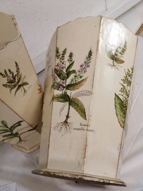 ATTRACTIVE PAIR OF WOODEN BOTANICAL PAPER BINS - ADDITIONAL PHOTO 3