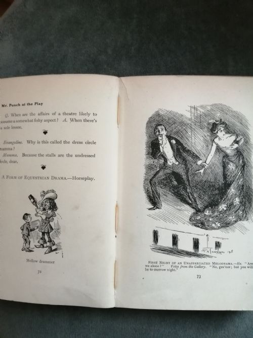 ART'S AND CRAFTS BOOK TROUGH WITH ORIGINAL SET OF 25 PUNCHBOOKS - ADDITIONAL PHOTO 9