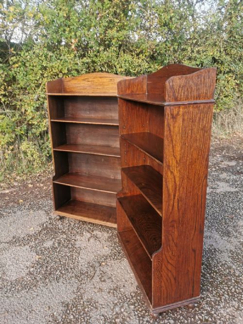 antique pair of oak open bookcases - CATEGORY: ANTIQUE BOOKCASES - DATED 1920