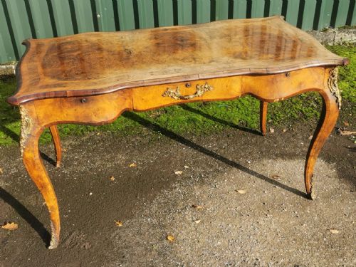 VICTORIAN BURR WALNUT 3 DRAWER LIBRARY TABLE BY MORDANT AND SONS LONDON - ADDITIONAL PHOTO 7
