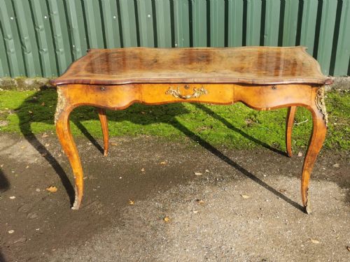 VICTORIAN BURR WALNUT 3 DRAWER LIBRARY TABLE BY MORDANT AND SONS LONDON - ADDITIONAL PHOTO 8