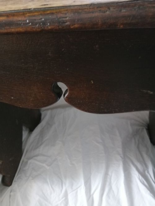 A FINE ANTIQUE BOARDED STOOL - ADDITIONAL PHOTO 3