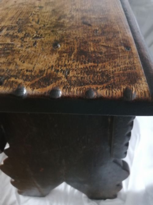 A FINE ANTIQUE BOARDED STOOL - ADDITIONAL PHOTO 4