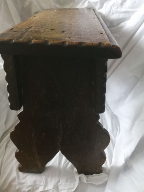 A FINE ANTIQUE BOARDED STOOL - ADDITIONAL PHOTO 5