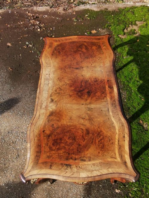 VICTORIAN BURR WALNUT 3 DRAWER LIBRARY TABLE BY MORDANT AND SONS LONDON - ADDITIONAL PHOTO 1