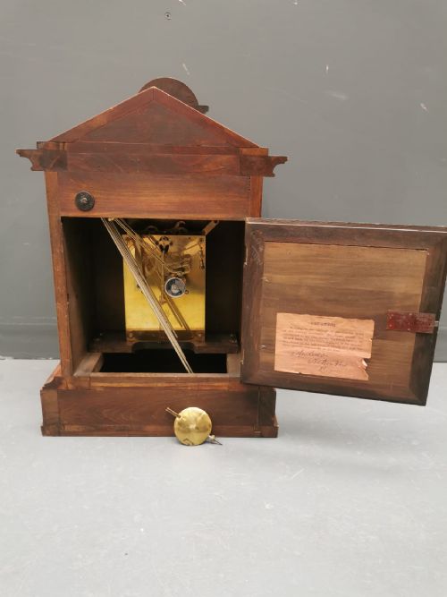 ANTIQUE GERMAN WALNUT BRACKET CLOCK - ADDITIONAL PHOTO 2