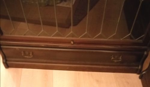 A PAIR OF EDWARDIAN MAHOGANY GLOBE WERNICKE'S - ADDITIONAL PHOTO 9