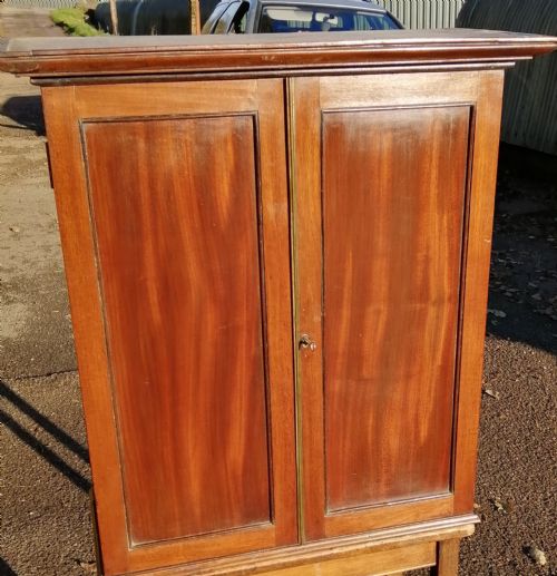 REGENCY MAHOGANY PIGEONHOLE ESTATE CABINET - ADDITIONAL PHOTO 2