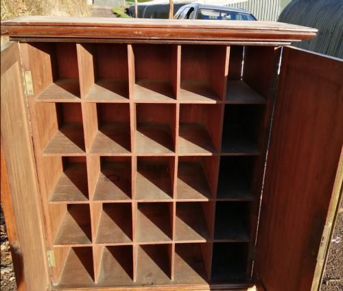 REGENCY MAHOGANY PIGEONHOLE ESTATE CABINET - ADDITIONAL PHOTO 3