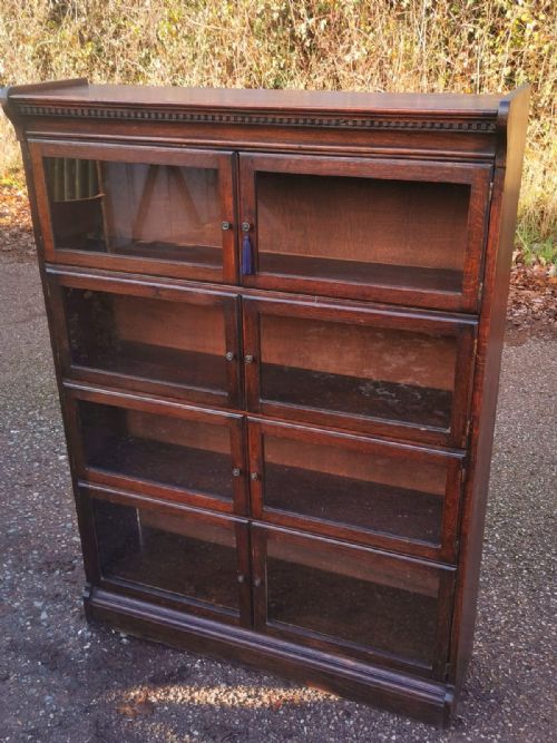 ANTIQUE 8 DOOR OAK BOOKCASE - ADDITIONAL PHOTO 3