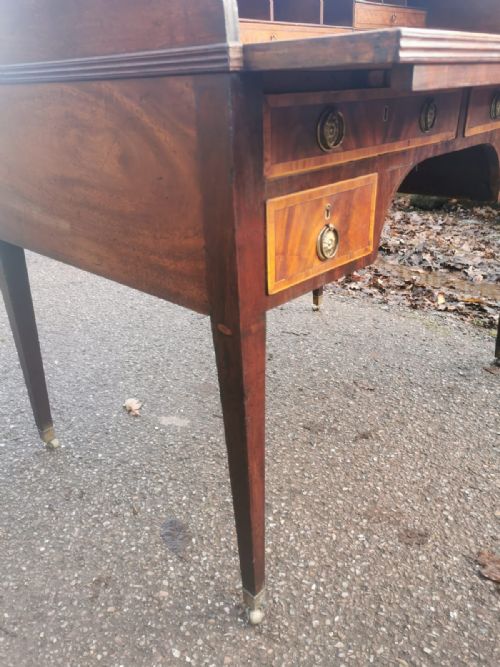 GEORGE 3RD TAMBOUR TOP KNEEHOLE DESK - ADDITIONAL PHOTO 11
