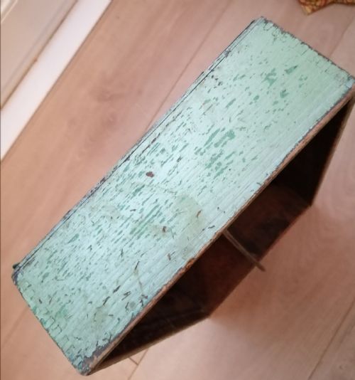 ANTIQUE ORIGINAL GREEN PAINTED CUTLERY TRAY - ADDITIONAL PHOTO 2