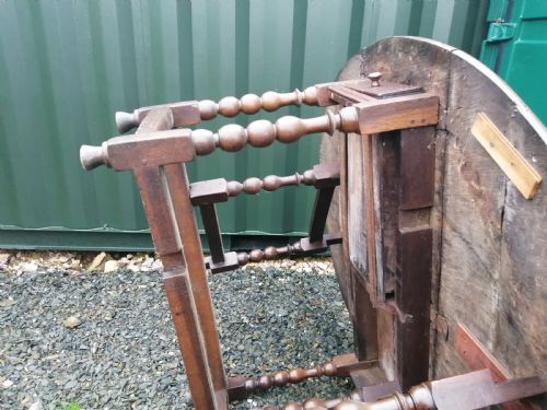 LARGE 17C OAK GATELEG TABLE - ADDITIONAL PHOTO 10