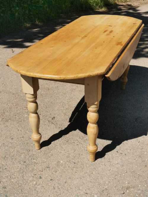 LARGE ANTIQUE PINE DINING TABLE WITH DROP LEAFS - ADDITIONAL PHOTO 1