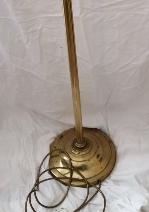 AN ANTIQUE ADJUSTABLE STANDARD LAMP - ADDITIONAL PHOTO 6