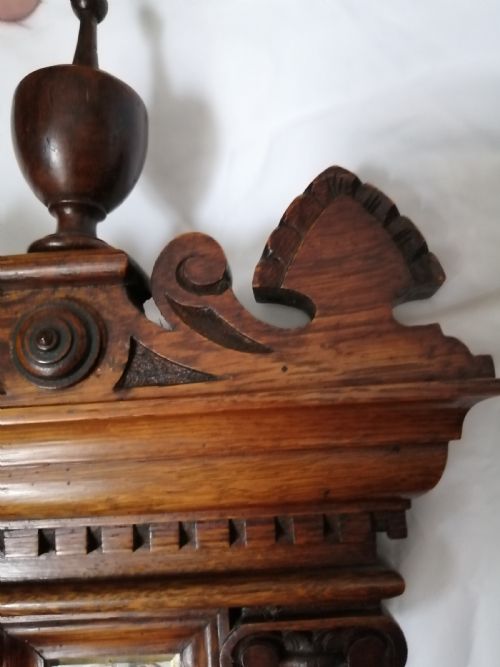 IMPRESSIVE EDWARDIAN CARVED OAK ANDROID BAROMETER - ADDITIONAL PHOTO 4