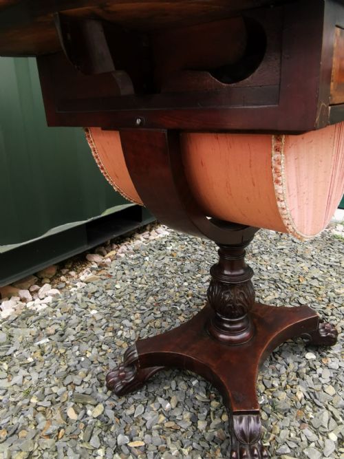 WILLIAM IV MAHOGANY AND ROSEWOOD CROSSBANDED WORK TABLE - ADDITIONAL PHOTO 1