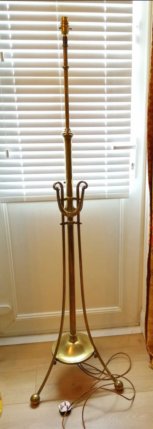 art's and crafts brass telescopic standard lamp - CATEGORY: ANTIQUE LIGHTING - DATED 1890