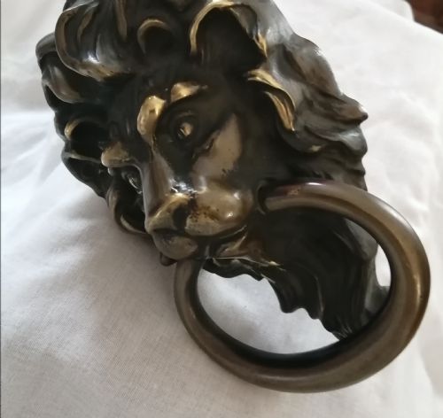 ANTIQUE BRONZE LION HEAD DOOR KNOCKER - ADDITIONAL PHOTO 1