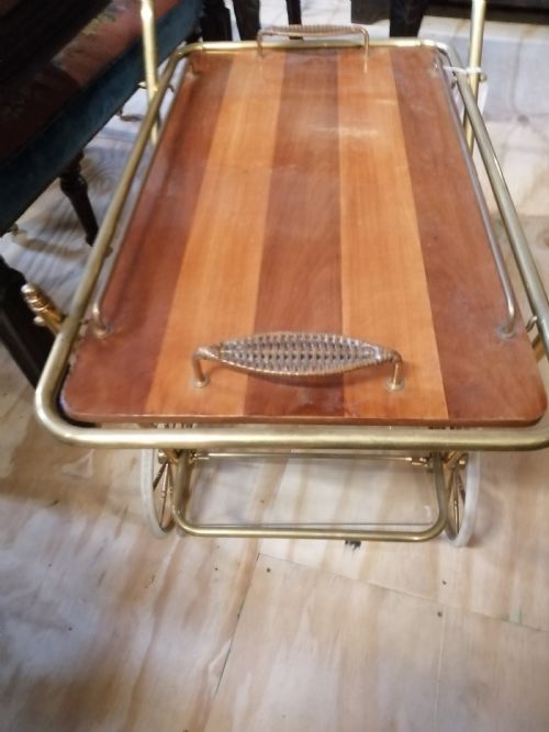 1930S BRASS AND WALNUT DRINKS OR TEA TROLLEY - ADDITIONAL PHOTO 1