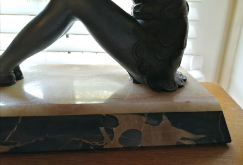 FRENCH ART DECO MARBLE ONYX AND COLD PAINTED SPELTER FIGURE OF GIRL WITH DOVES - ADDITIONAL PHOTO 9