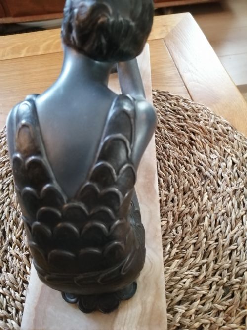 FRENCH ART DECO MARBLE ONYX AND COLD PAINTED SPELTER FIGURE OF GIRL WITH DOVES - ADDITIONAL PHOTO 11