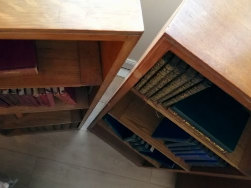 PAIR OF ANTIQUE OAK BOOKCASES - ADDITIONAL PHOTO 1