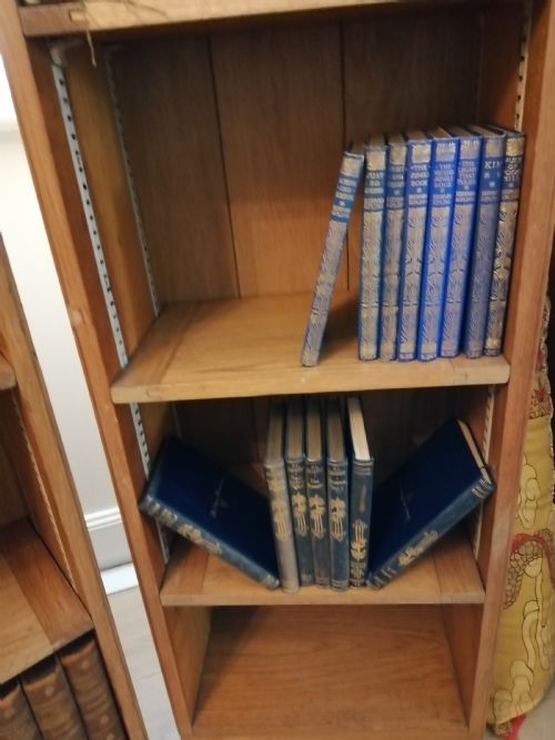 PAIR OF ANTIQUE OAK BOOKCASES - ADDITIONAL PHOTO 8