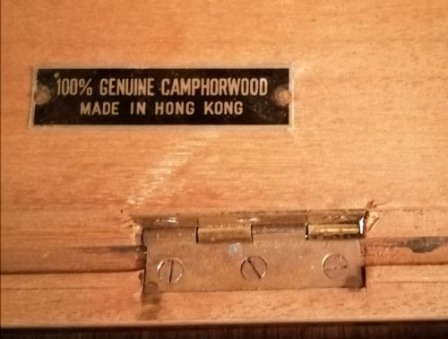 AN ANTIQUE CARVED CAMPHOR TRUNK - ADDITIONAL PHOTO 1
