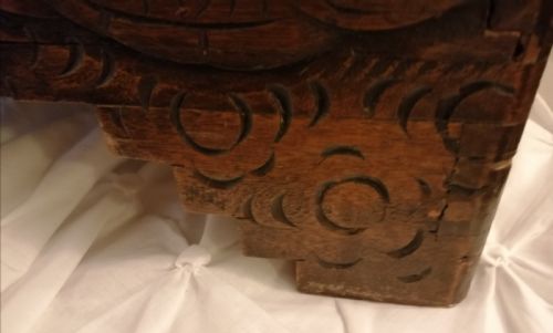 AN ANTIQUE CARVED CAMPHOR TRUNK - ADDITIONAL PHOTO 7