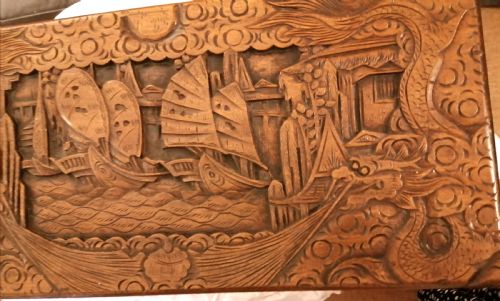 AN ANTIQUE CARVED CAMPHOR TRUNK - ADDITIONAL PHOTO 10