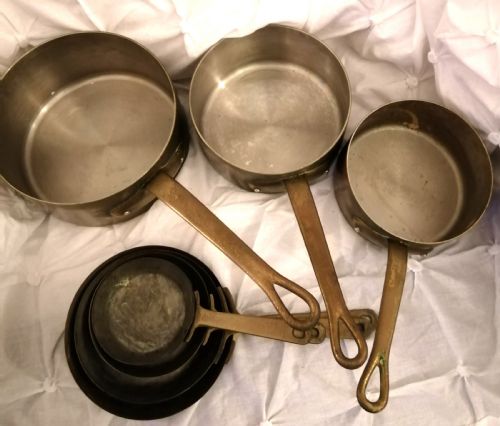 SET OF FRENCH COPPER AND BRASS PANS - ADDITIONAL PHOTO 8