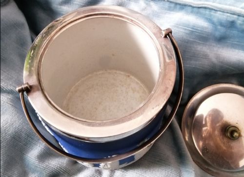 EDWARDIAN WEDGWOOD JASPER WARE BISCUIT BARREL - ADDITIONAL PHOTO 3