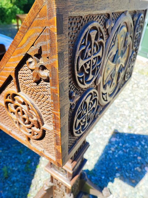 ANTIQUE CARVED OAK LECTURN - ADDITIONAL PHOTO 11