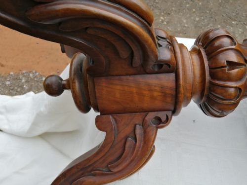 A VICTORIAN CARVED WALNUT REVOLVING PIANO STOOL - ADDITIONAL PHOTO 1